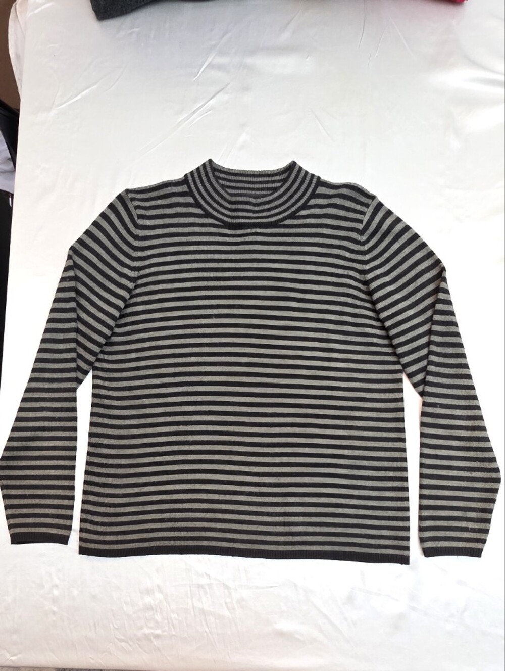 Sag Harbor Black & Gray Striped Crewneck Sweater